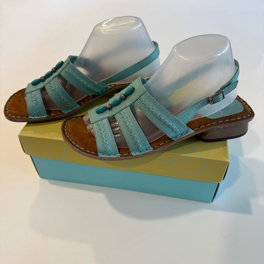 Life Stride Trinidad Aqua Marine Beaded Wedge Leather Sandals Womens Size 9